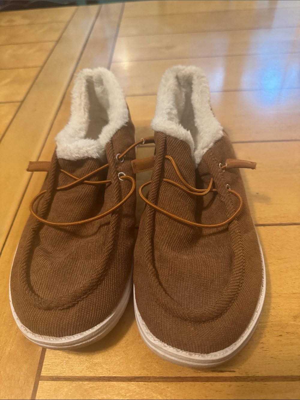 Cozy Women's Brown Faux-Sherpa Lined Slip-On Loafers